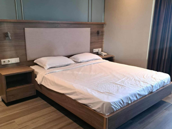 Studio for sale in Alliance Palace