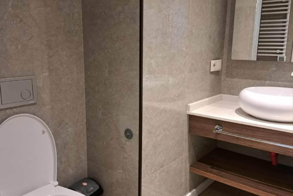 Studio for sale in Alliance Palace