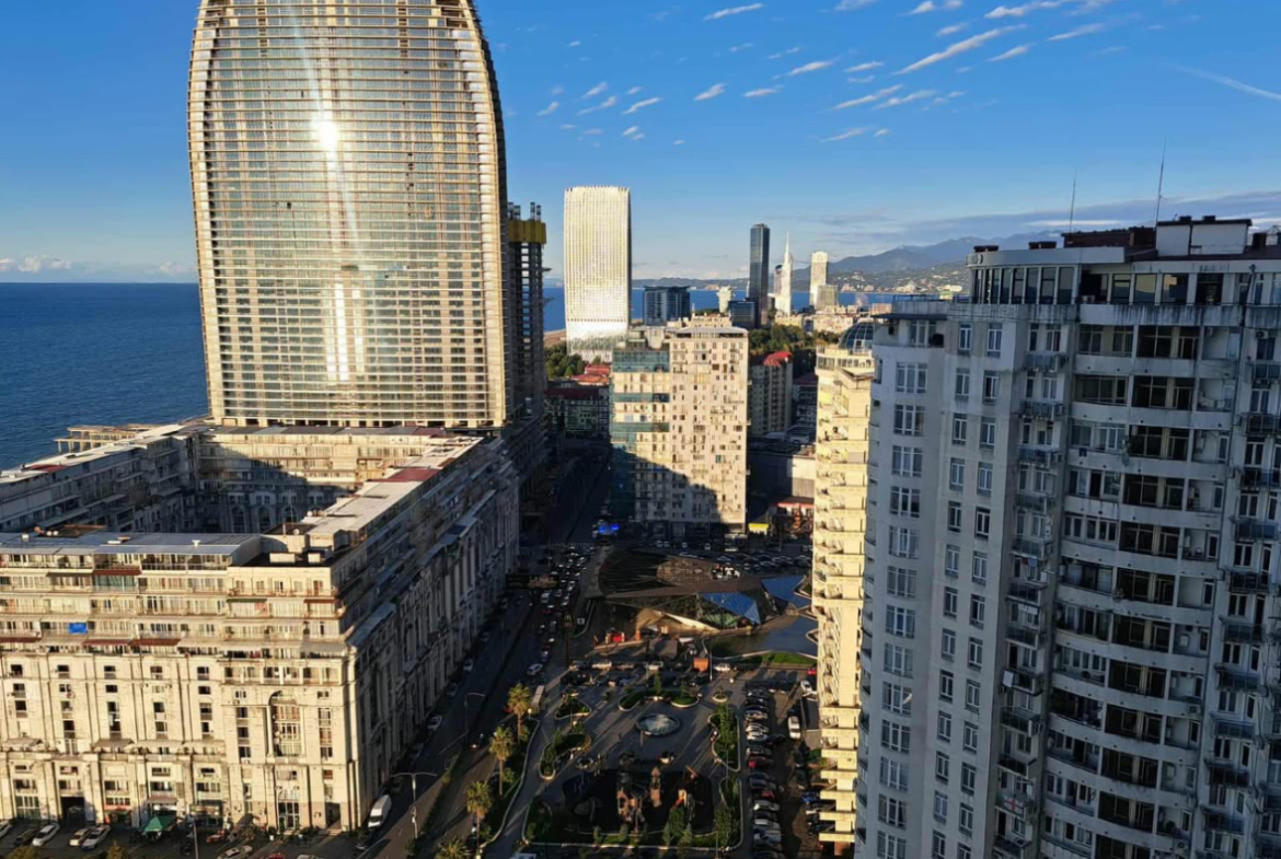 Studio for sale in Alliance Palace