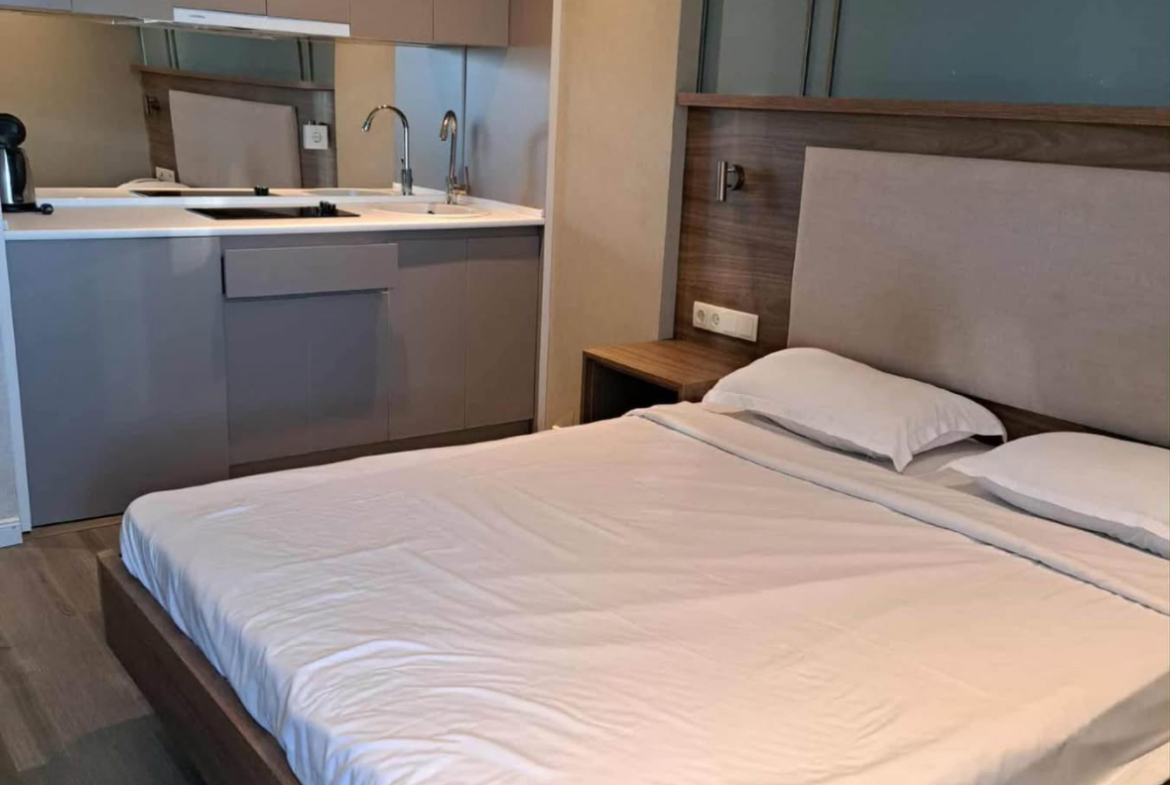Studio for sale in Alliance Palace