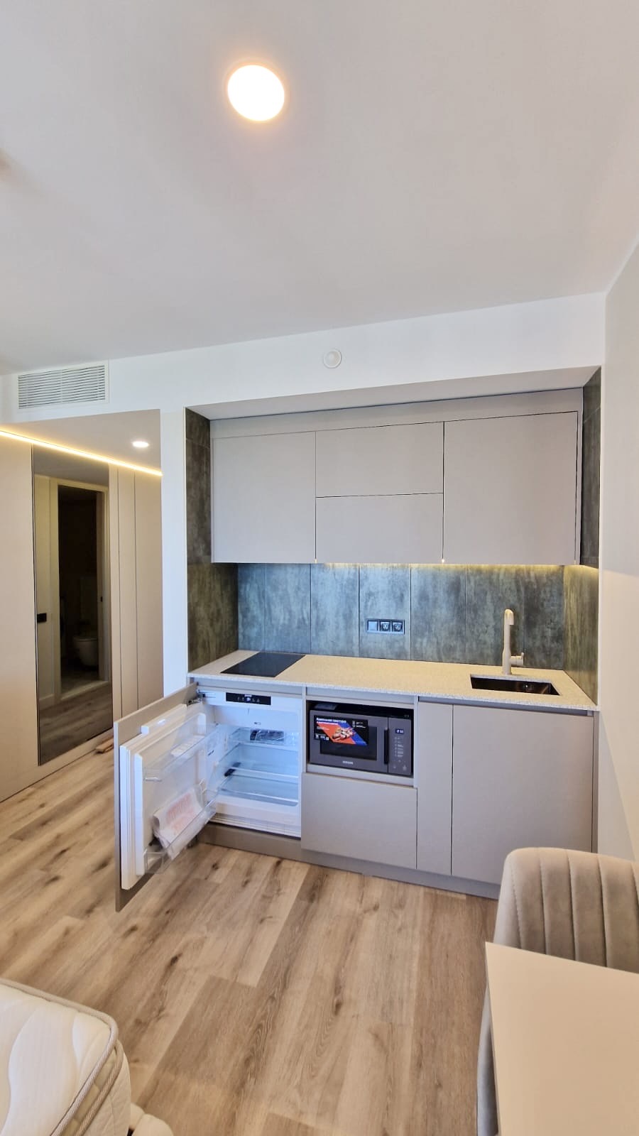 3fffb087-7747-4c0e-a43c-d2c04eb681d4 Two room apartment in Alliance Privilege