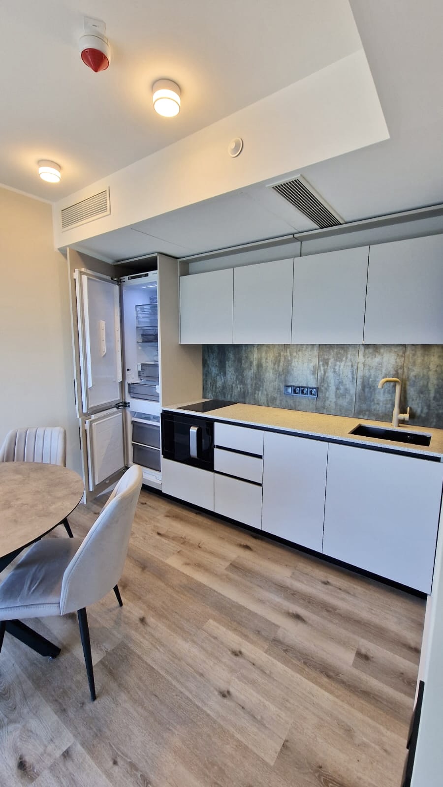 Two room apartment in Alliance Privilege