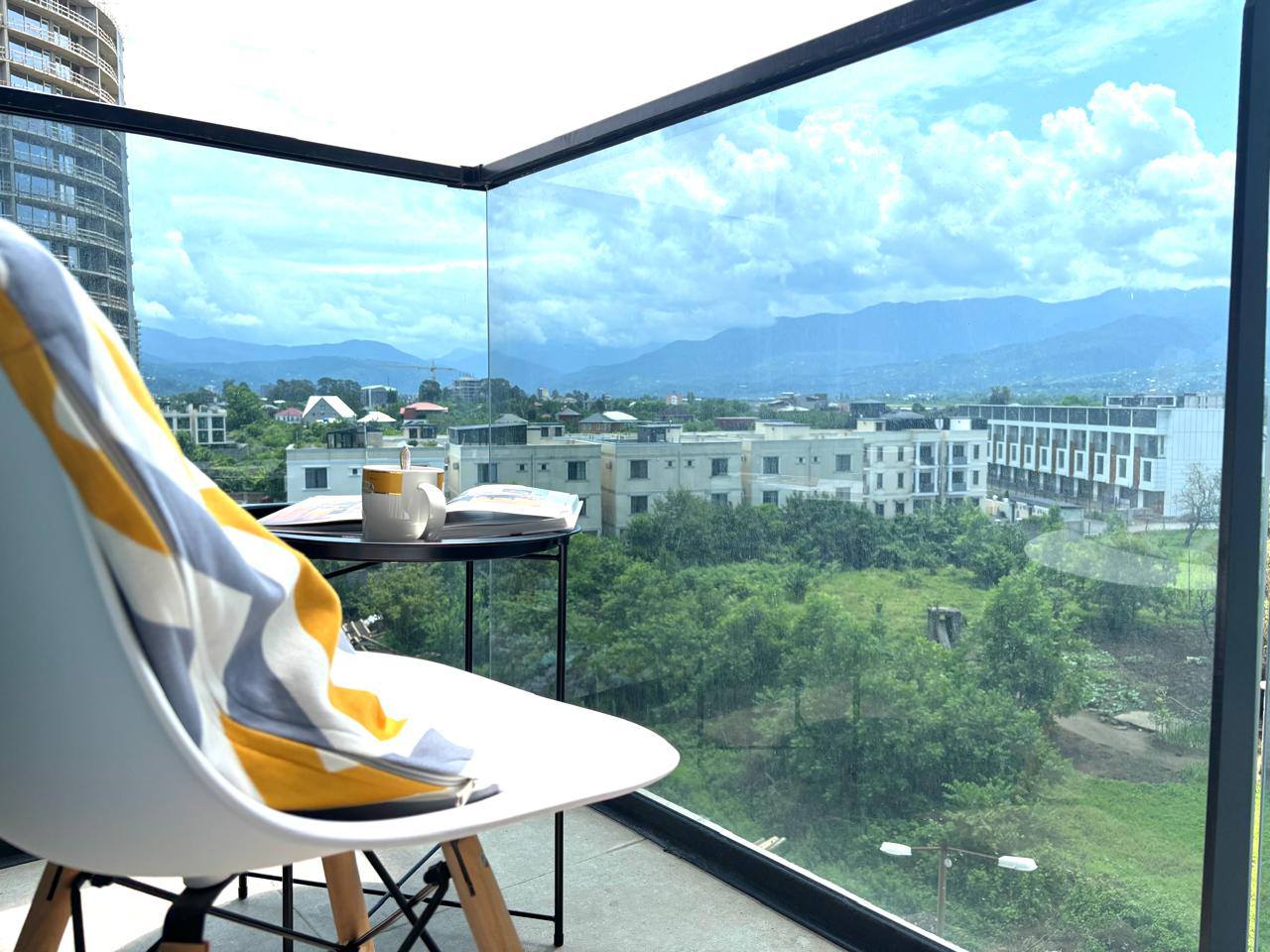 Two room apartment in Avangard