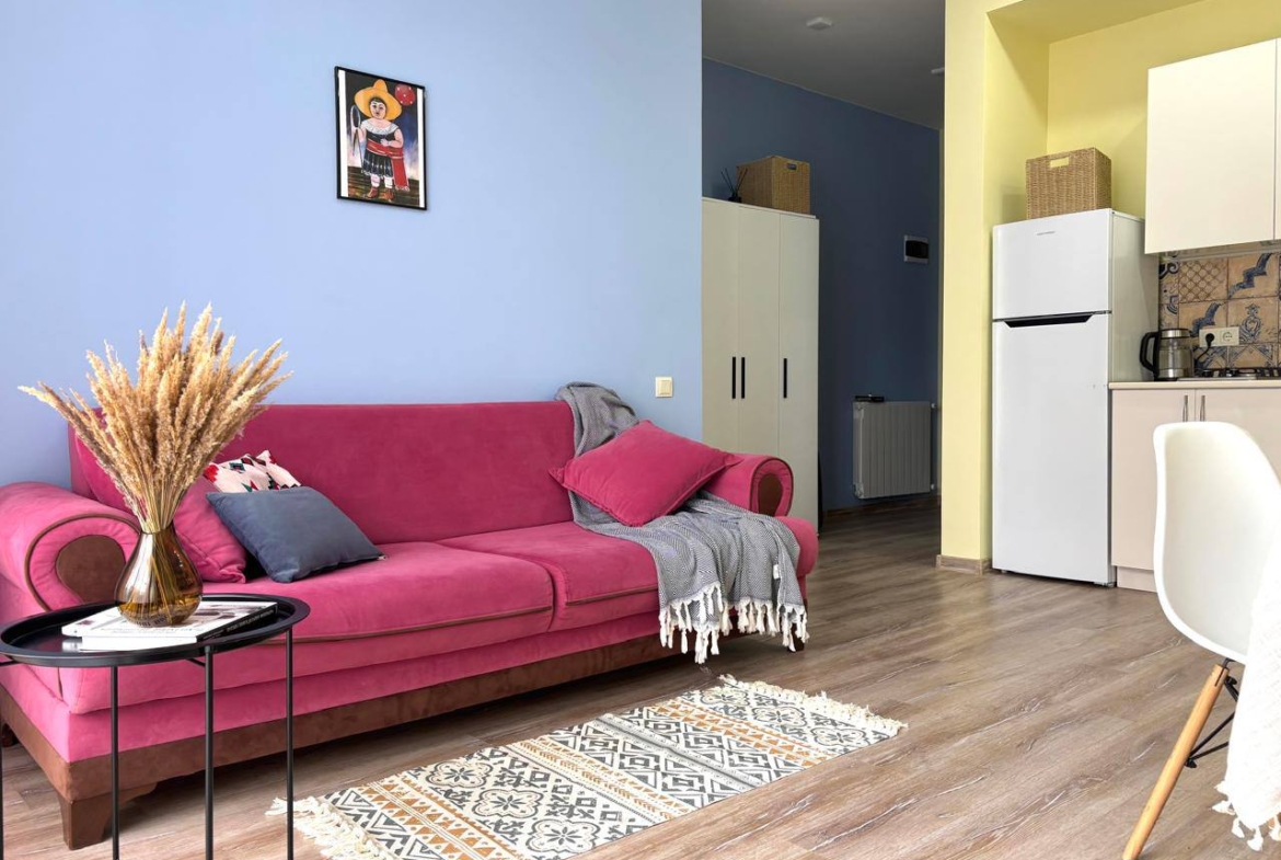 Two room apartment in Avangard