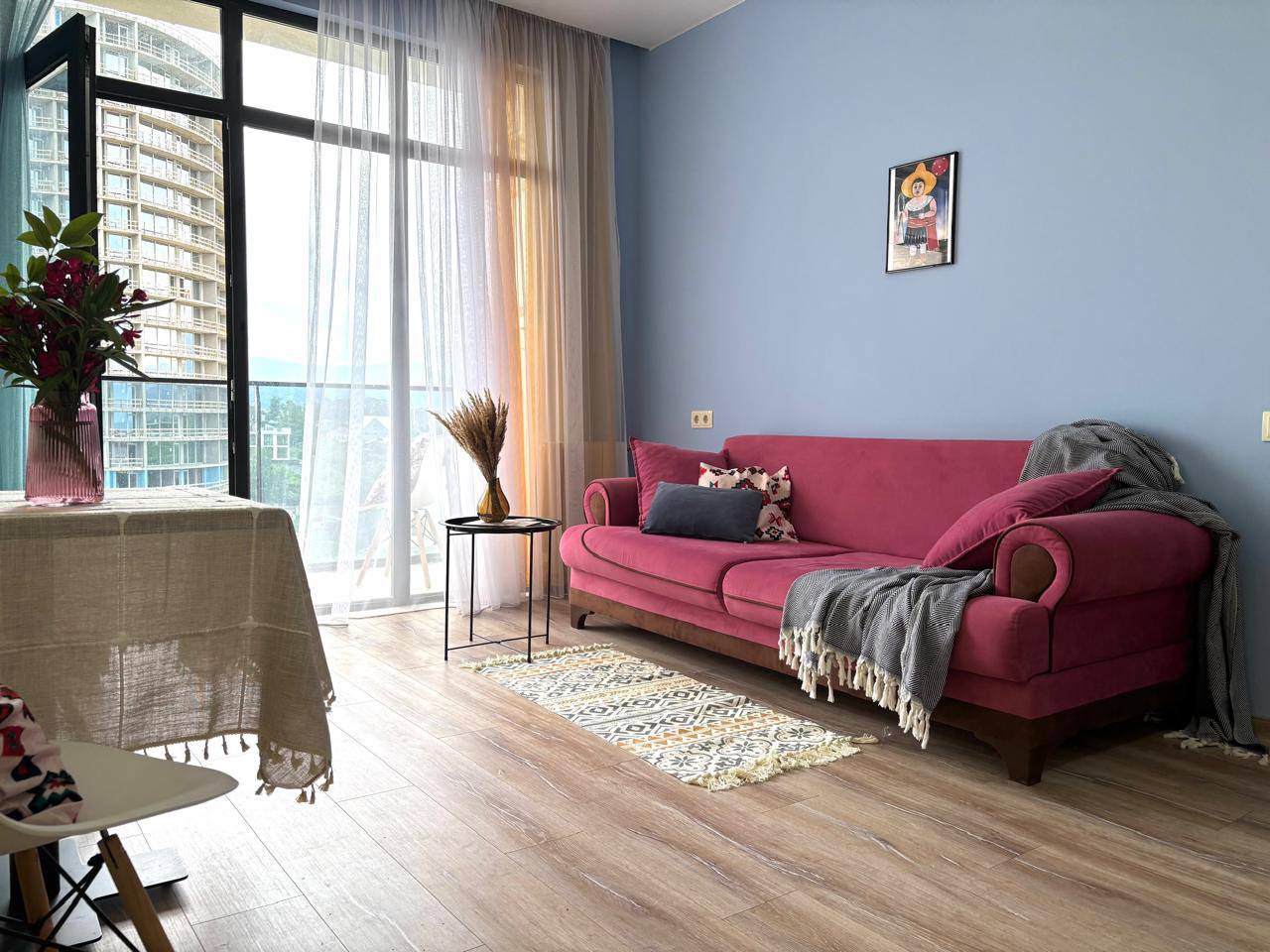 Two room apartment in Avangard