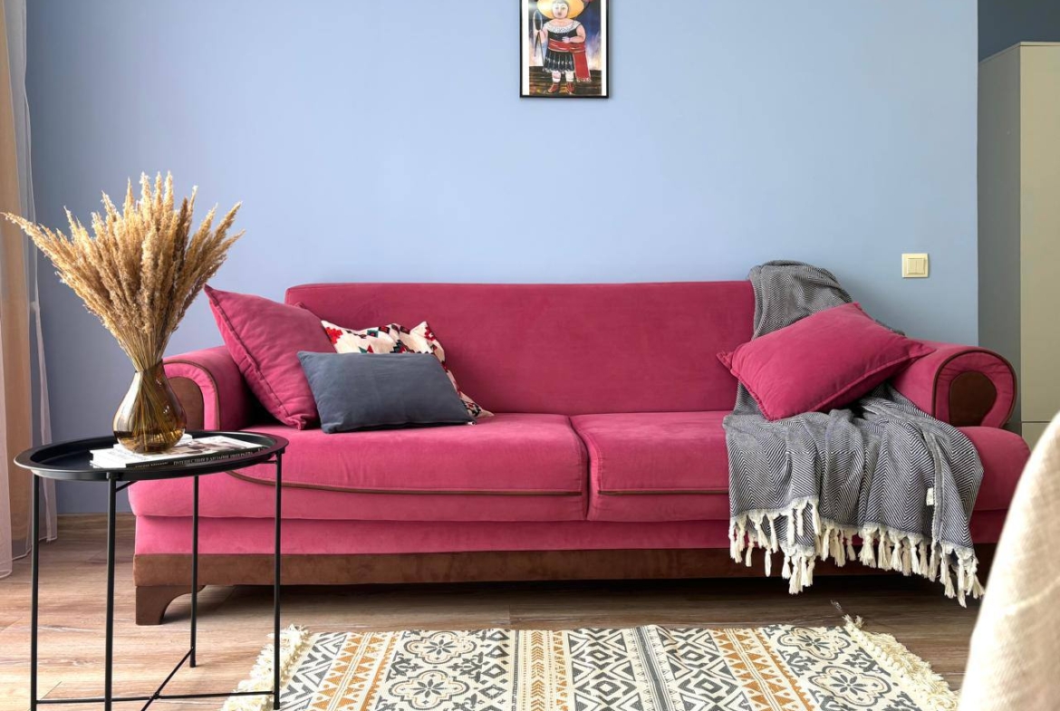 Two room apartment in Avangard