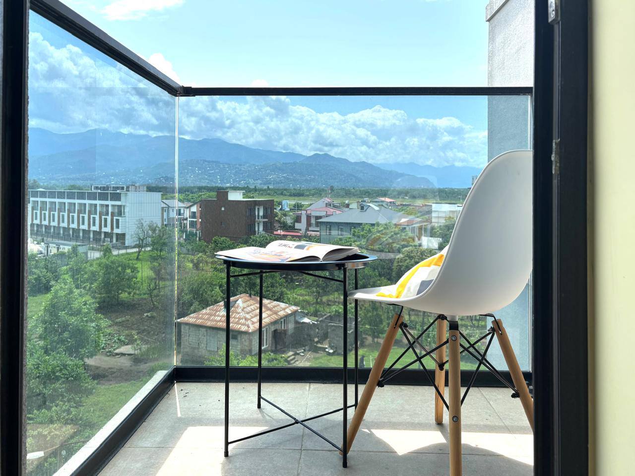 Two room apartment in Avangard