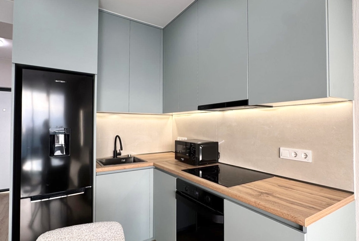 Three room apartment in Calligraphy Towers