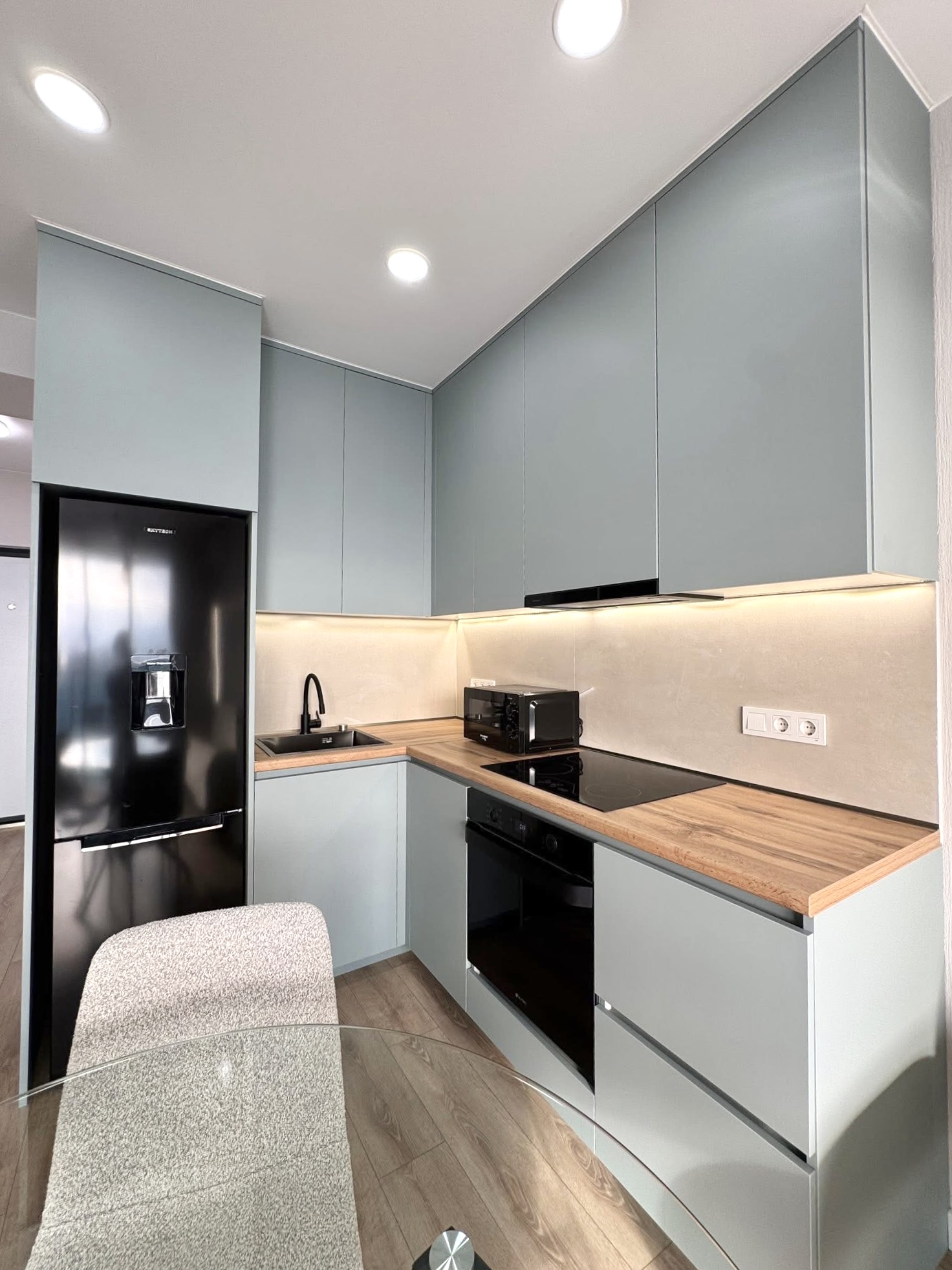Three room apartment in Calligraphy Towers