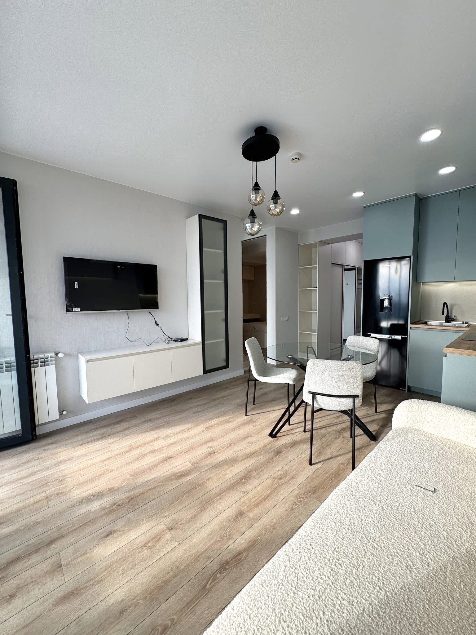 Three room apartment in Calligraphy Towers