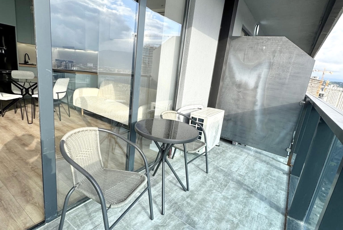 Three room apartment in Calligraphy Towers