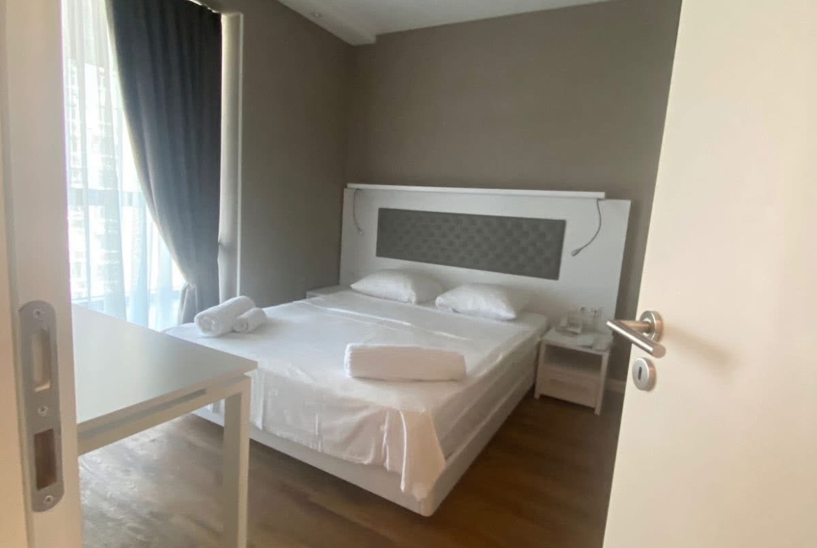 Two room apartment in Alliance Palace