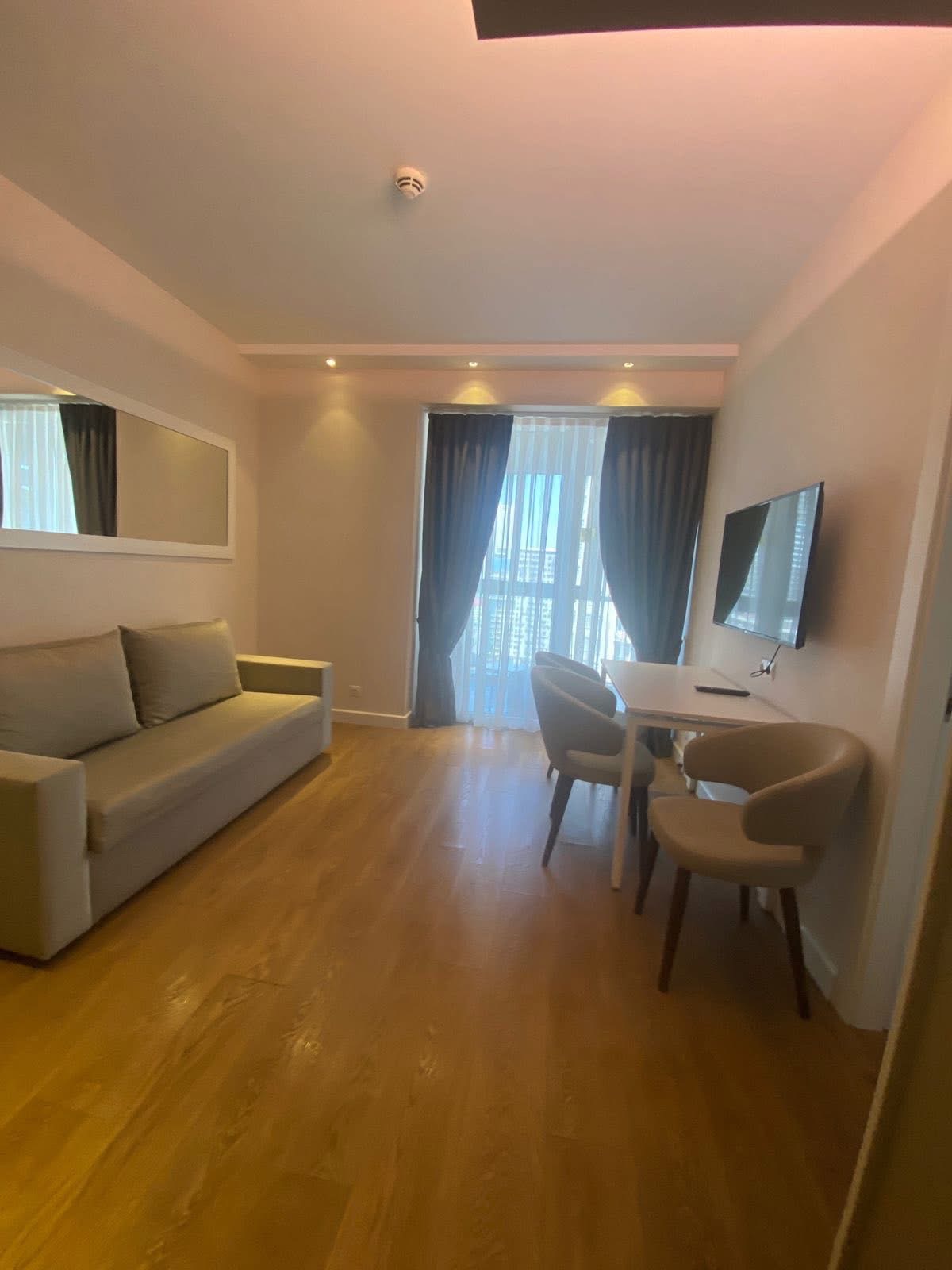 Two room apartment in Alliance Palace