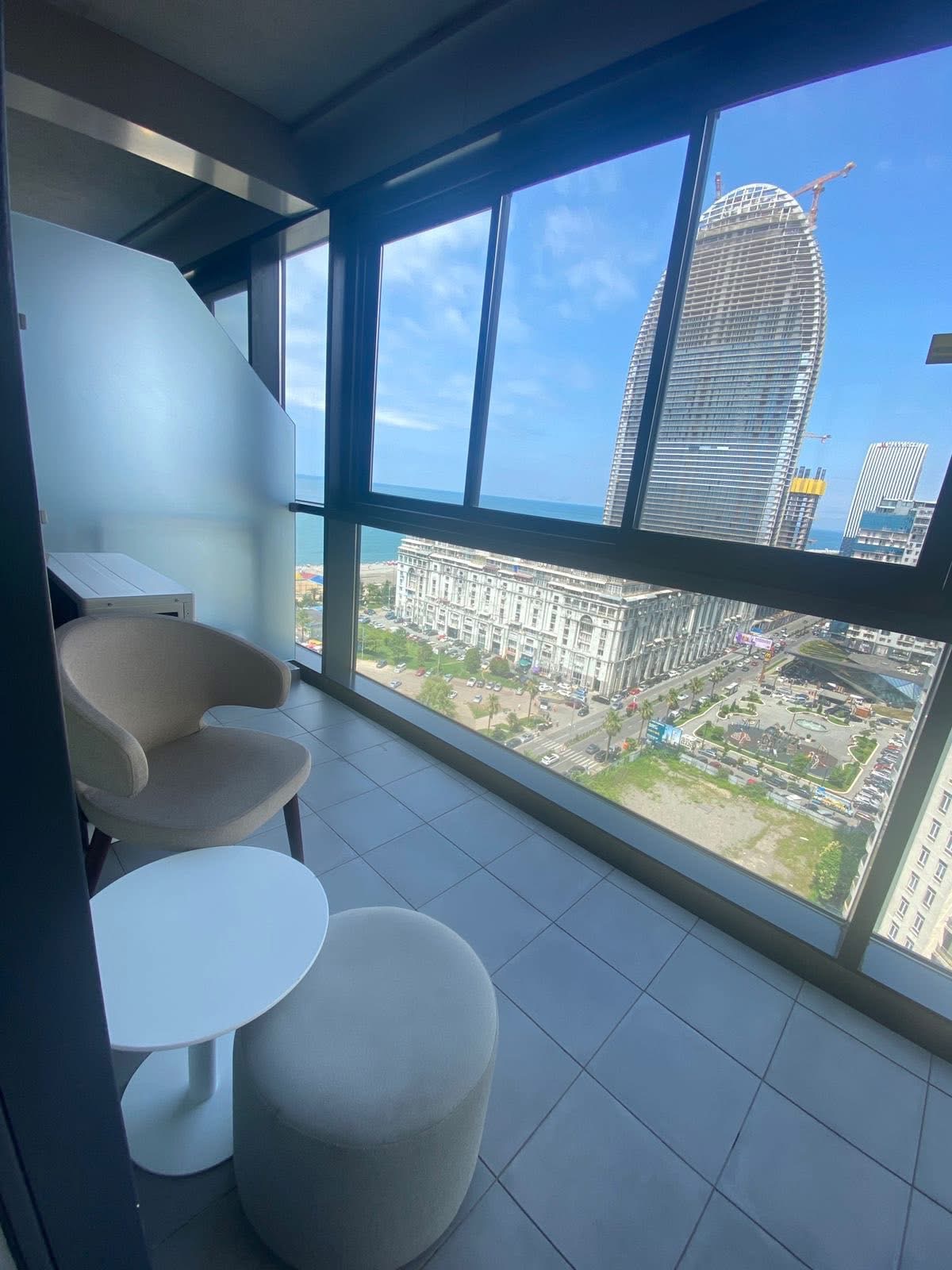 Two room apartment in Alliance Palace
