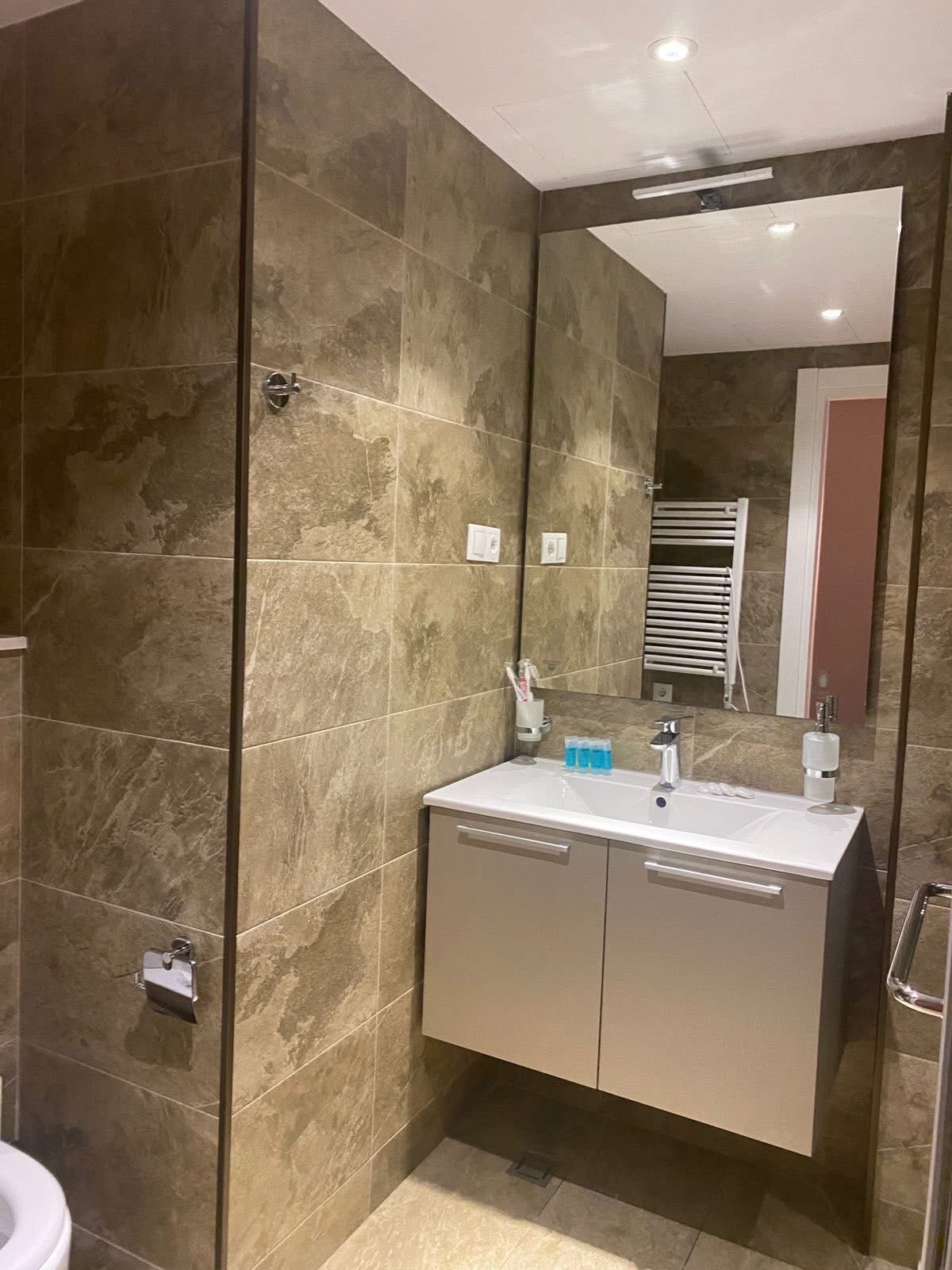 Two room apartment in Alliance Palace