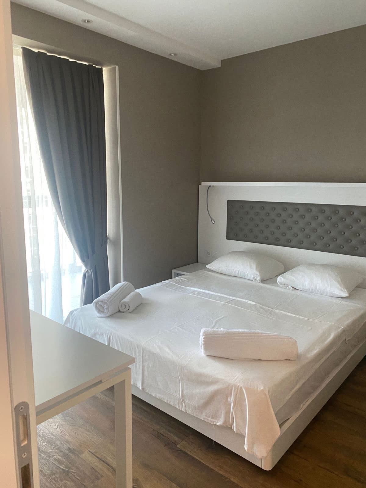 Two room apartment in Alliance Palace