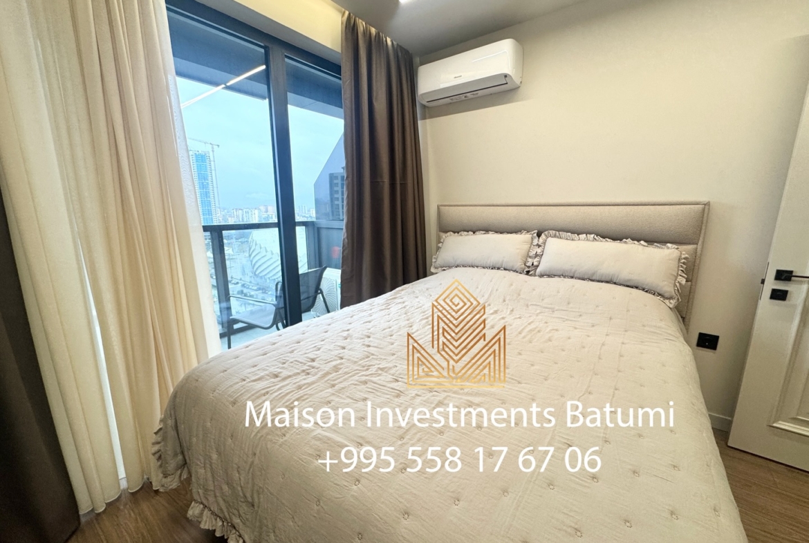 Three room apartment in Blue Sky Tower