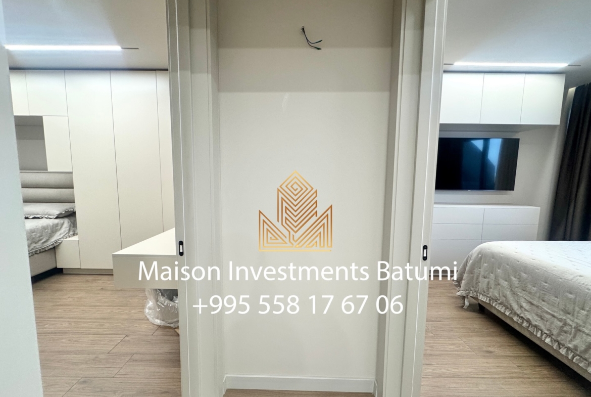 Three room apartment in Blue Sky Tower