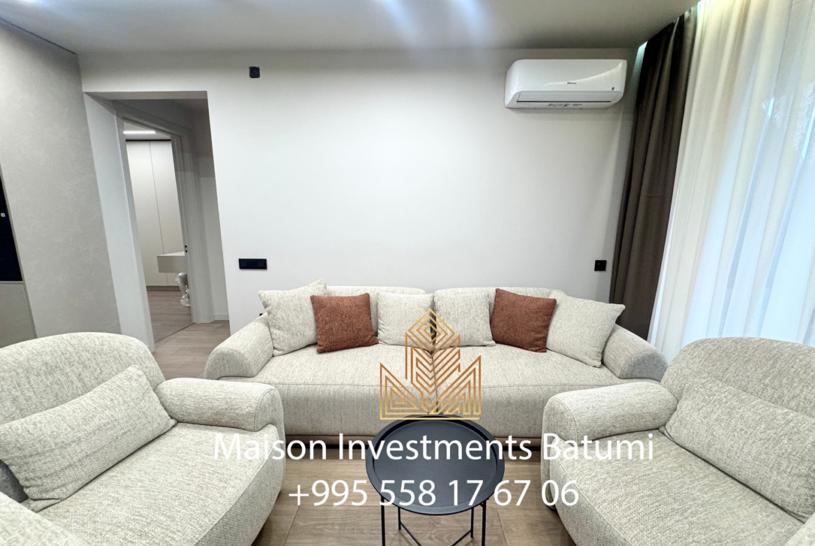 Three room apartment in Blue Sky Tower