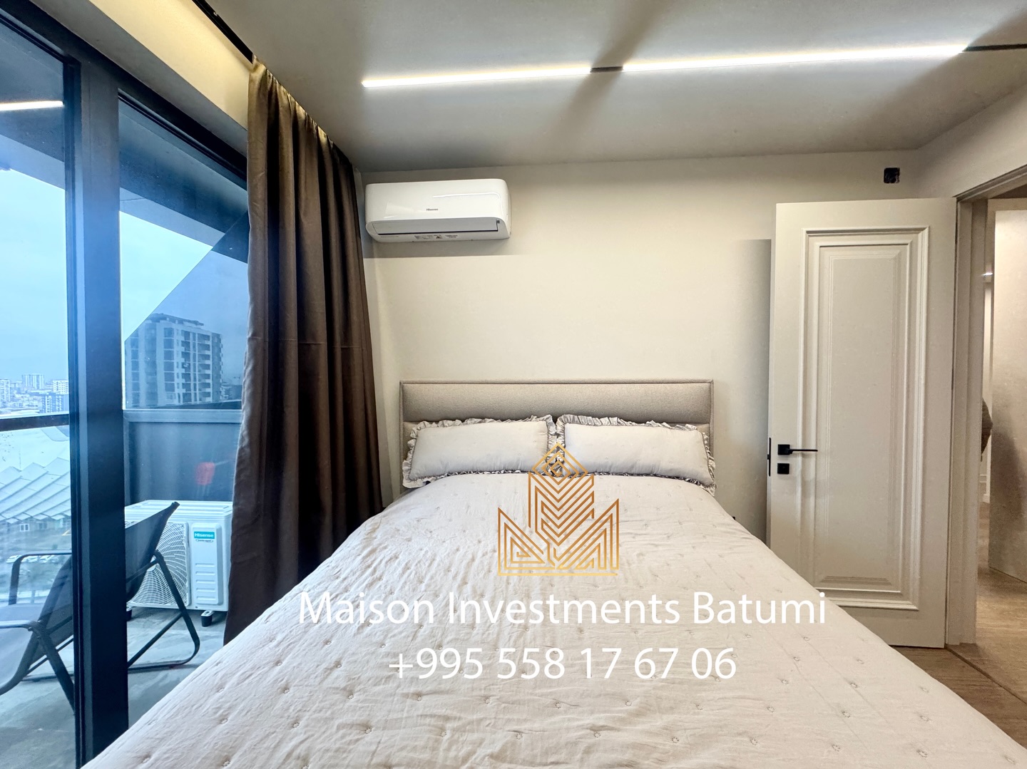 Three room apartment in Blue Sky Tower