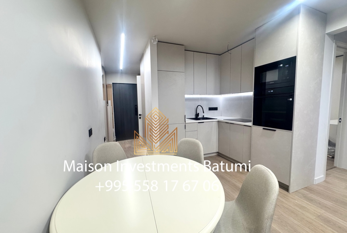 Three room apartment in Blue Sky Tower