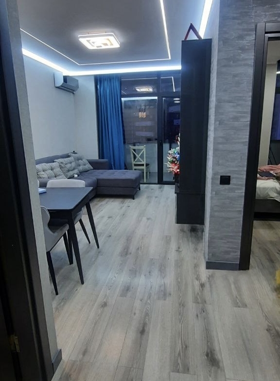 Two room apartment in Bagrationi Residence