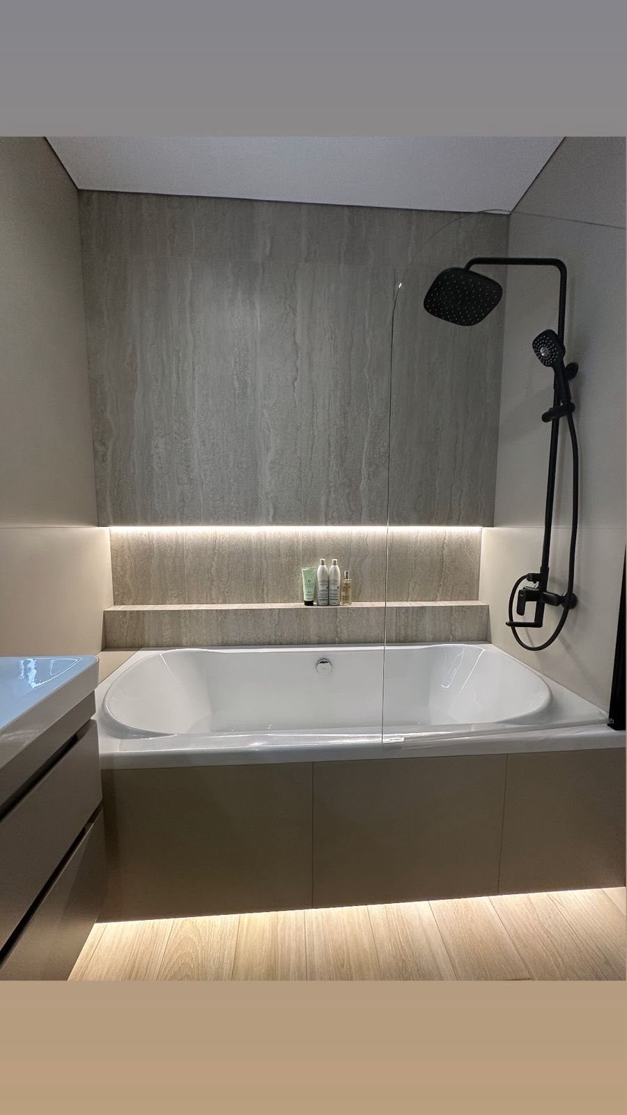 618627906_828667686897638_5048793490835160234_n Big studio for sale in Bagrationi Residence