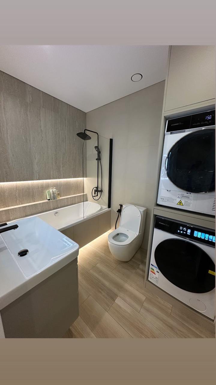 618666200_828667623564311_4924464731131883978_n Big studio for sale in Bagrationi Residence