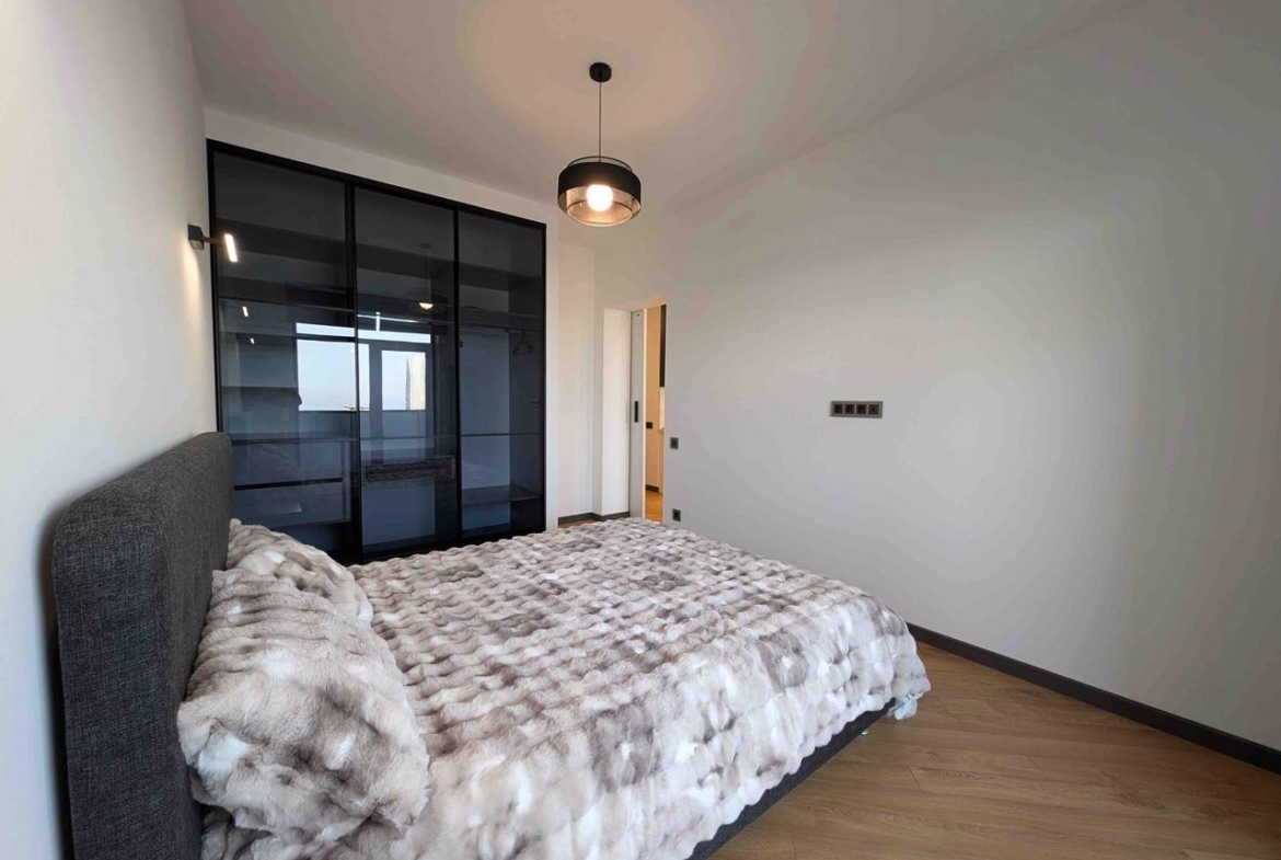 Two room apartment in Intourist Residence