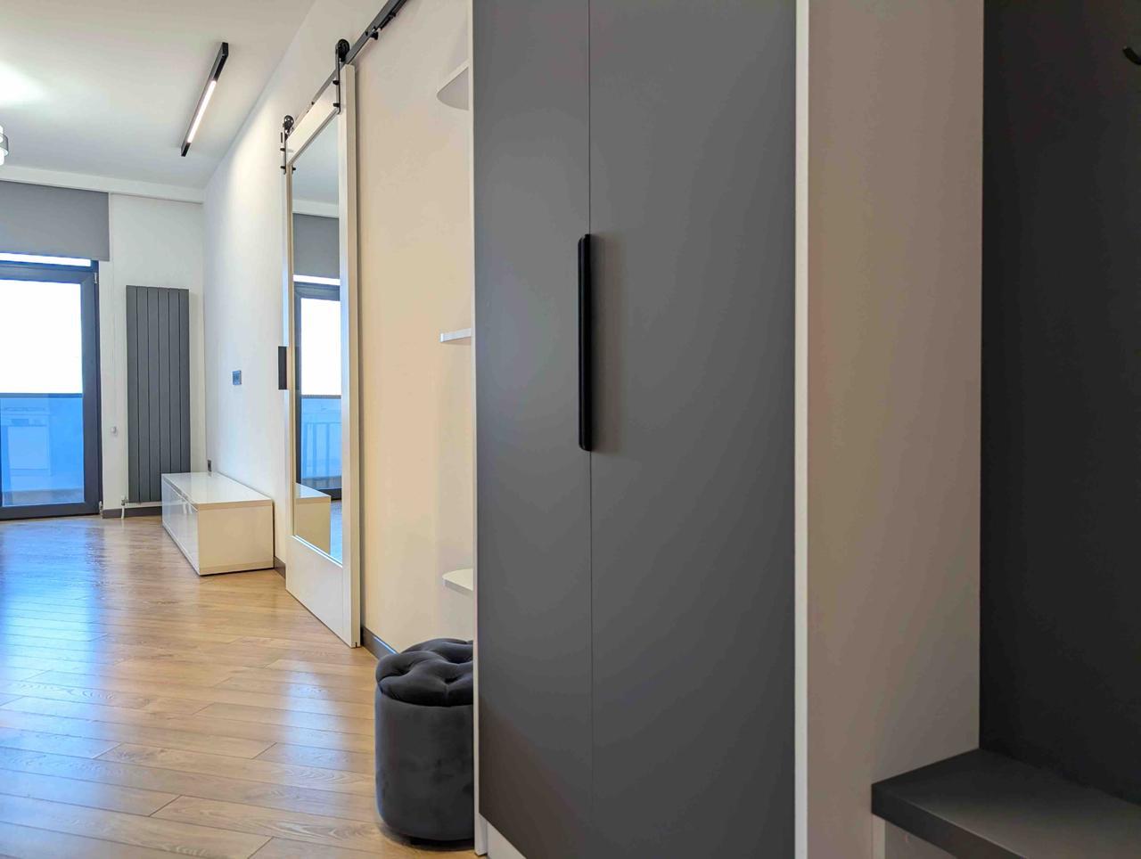 Two room apartment in Intourist Residence