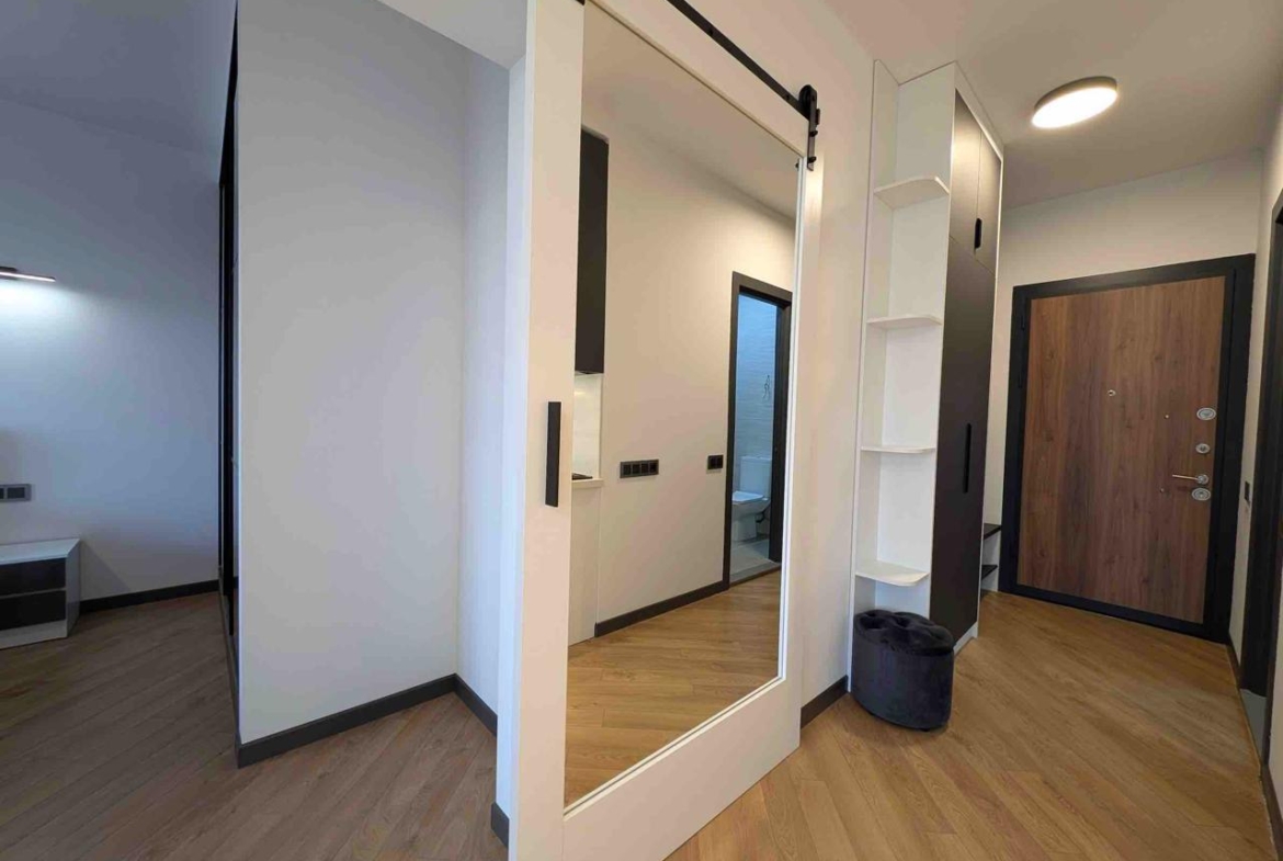 Two room apartment in Intourist Residence