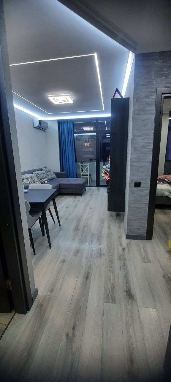Two room apartment in Bagrationi Residence