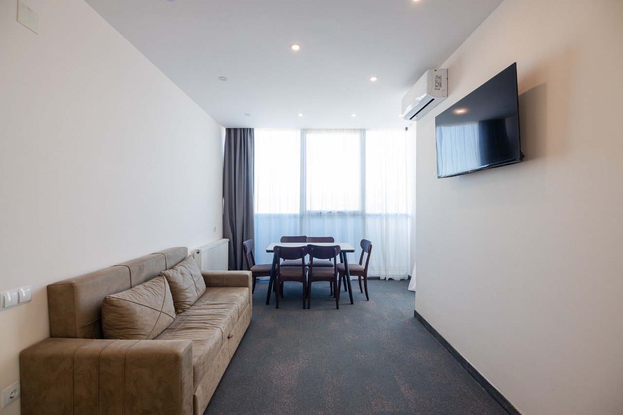 Three room apartment in Sunrise Residence