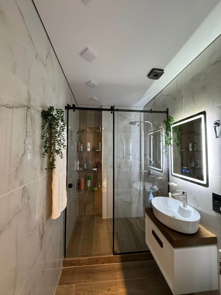 Two room apartment in Bagrationi Residence