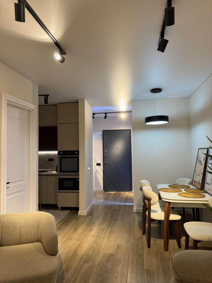 Two room apartment in Bagrationi Residence
