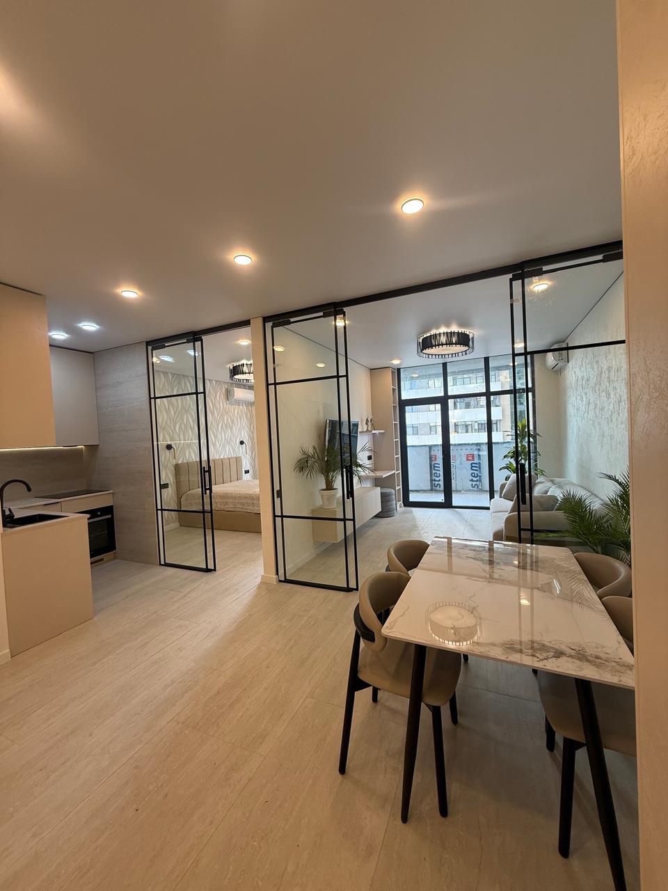Three room apartment in Black Sea Towers