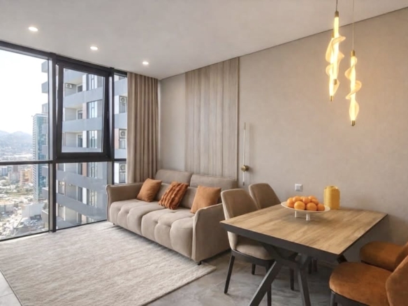 Three room apartment in Intourist Residence