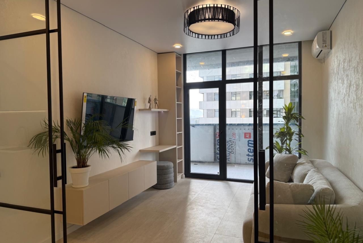 Three room apartment in Black Sea Towers