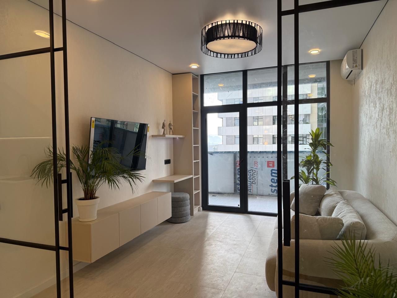 Three room apartment in Black Sea Towers