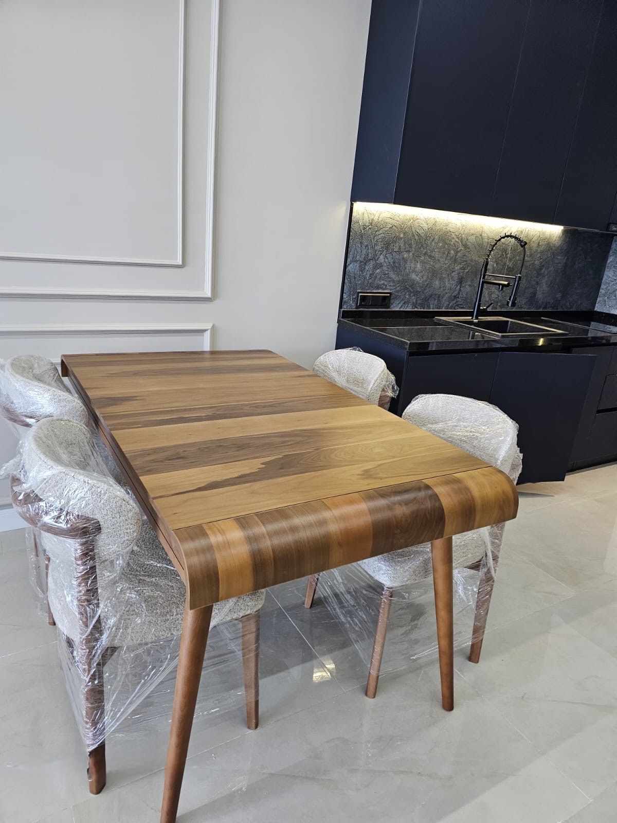 b5e3b682-e24d-4a54-93e8-829d338e212d Two room apartment in Porta Batumi Tower
