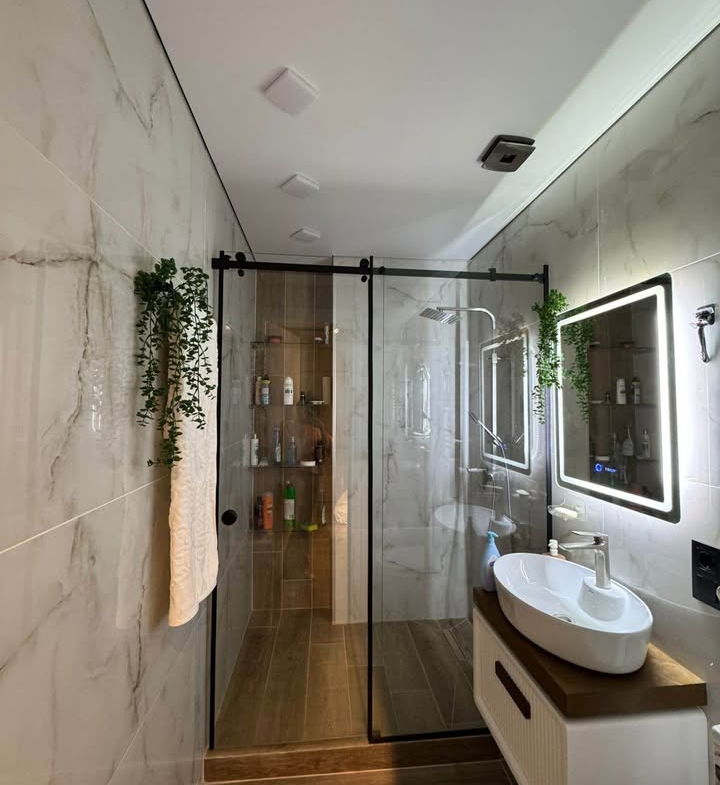 Two room apartment in Bagrationi Residence