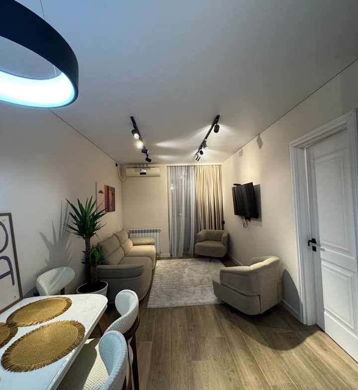 Two room apartment in Bagrationi Residence