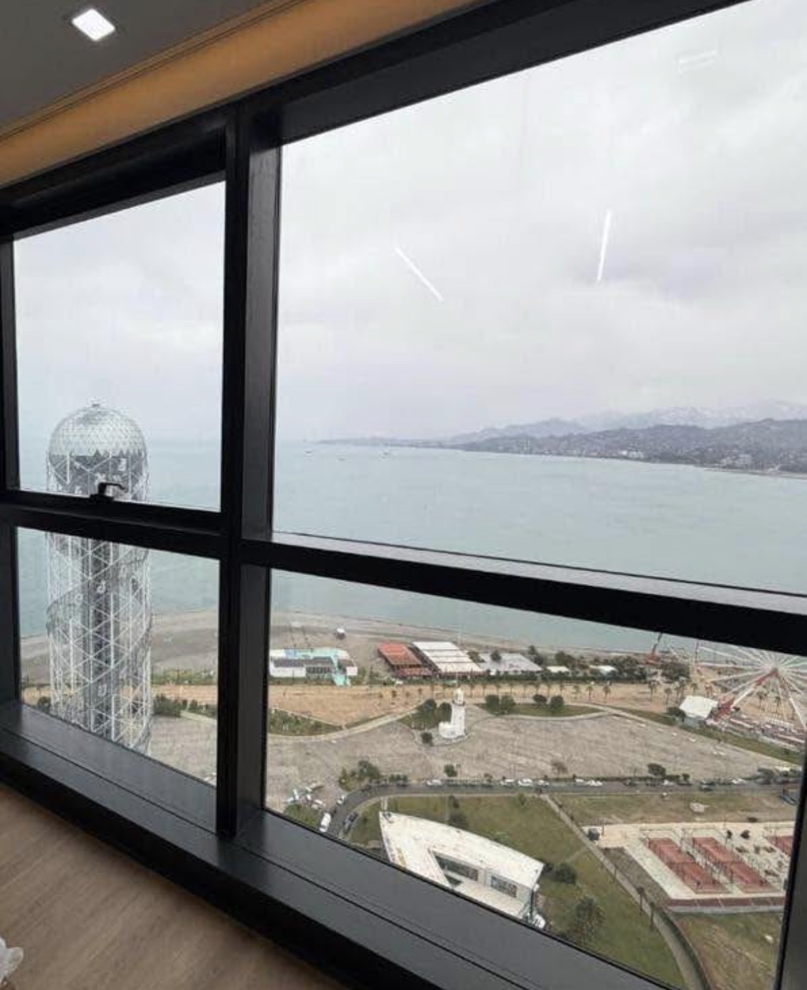 Two room apartment in Porta Tower