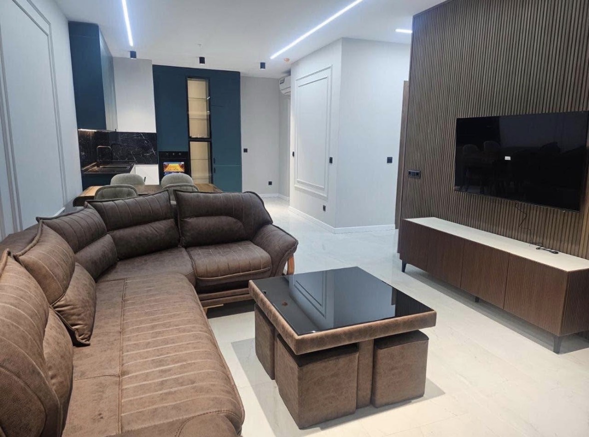 Two room apartment in Porta Tower