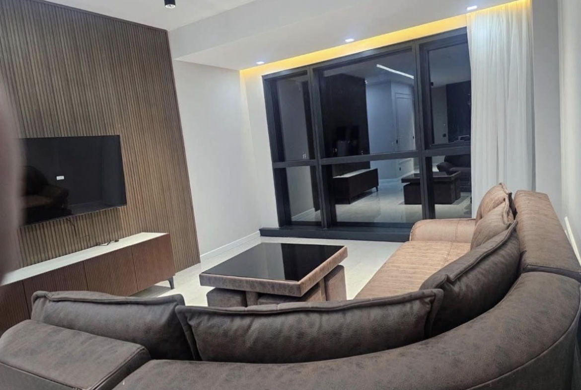 Two room apartment in Porta Tower