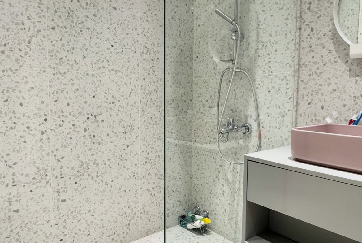 Two room apartment in Orbi Beach Tower