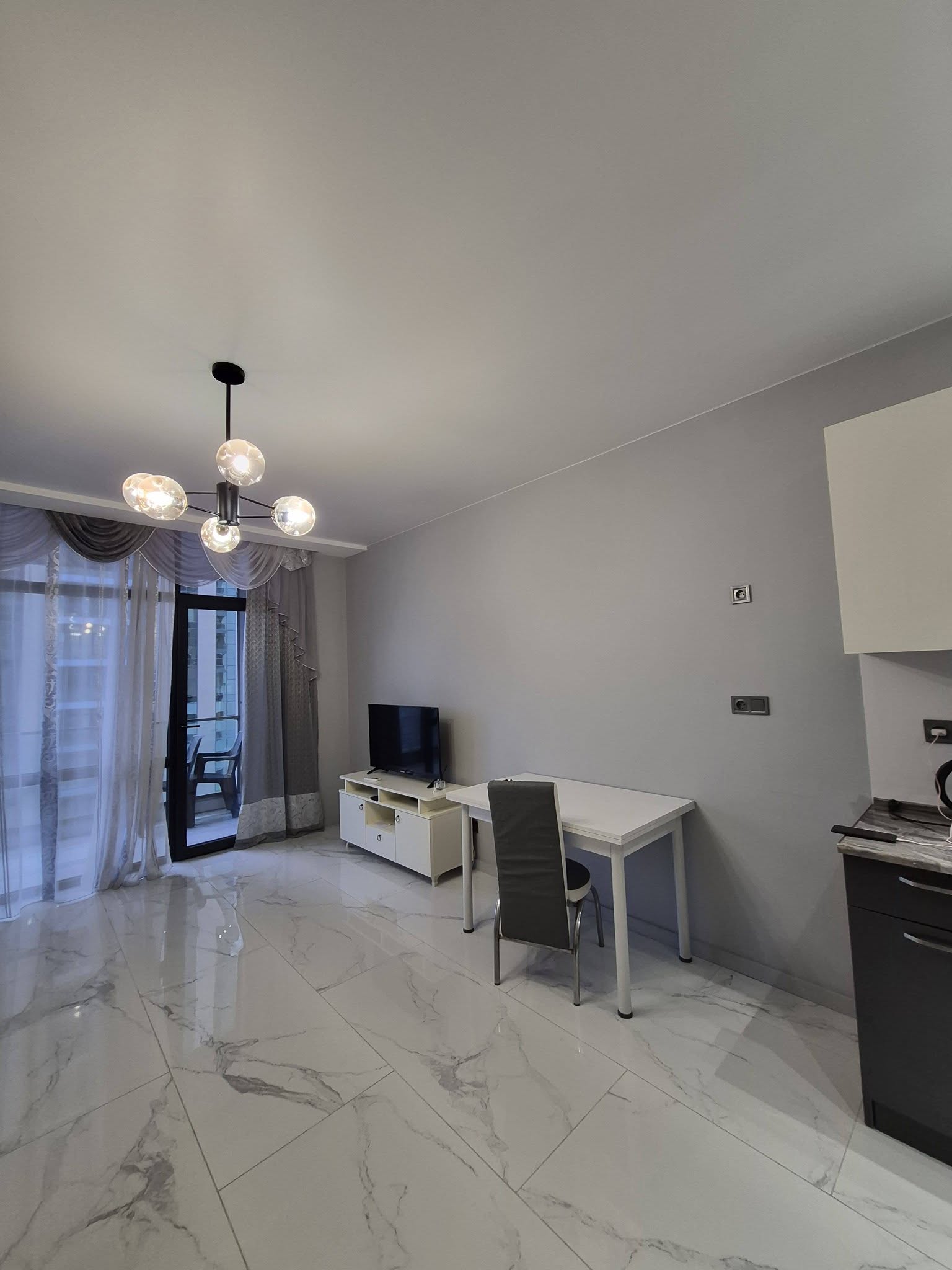 Studio for sale in Black Sea Towers
