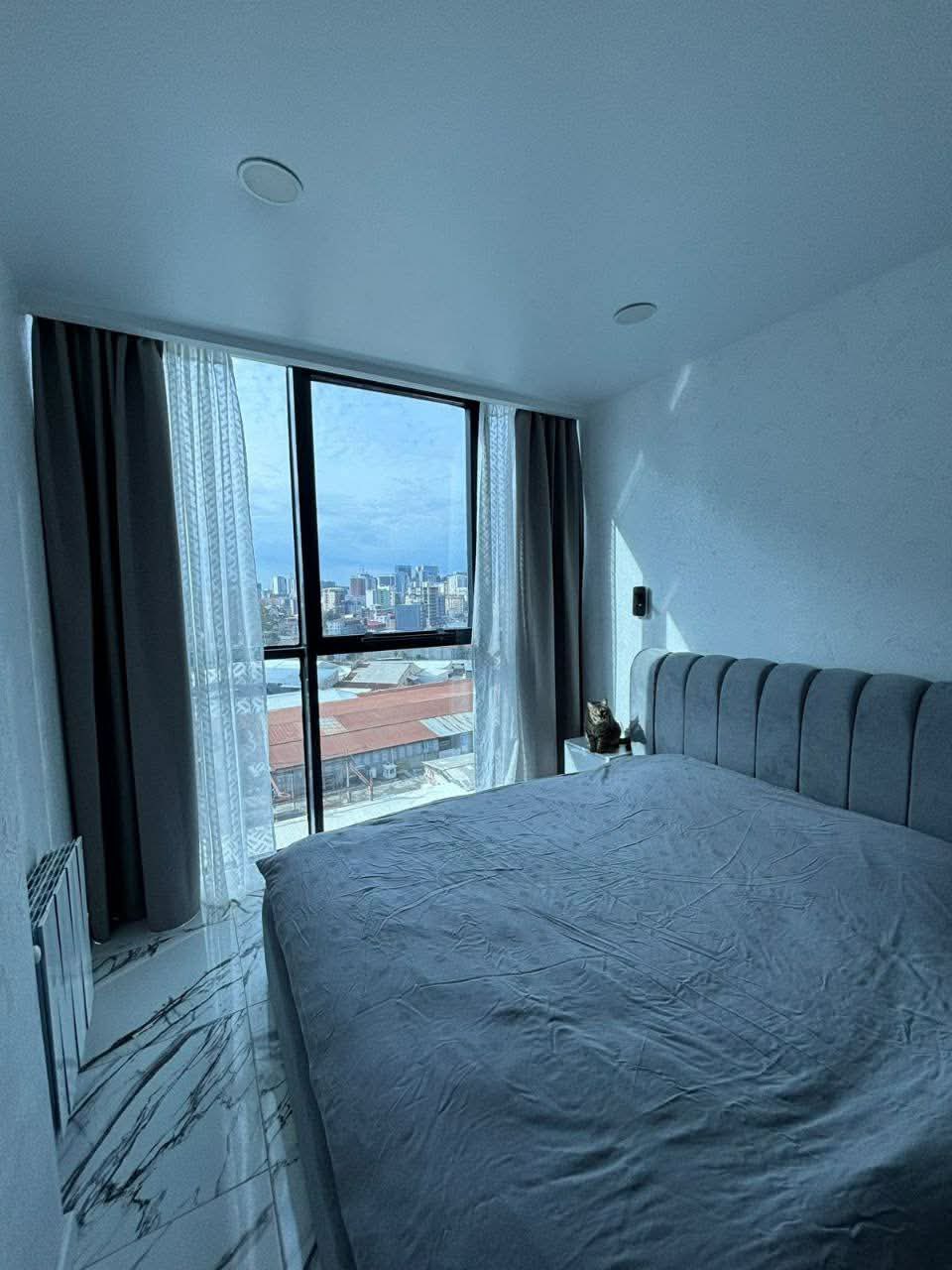 Three room apartment in Sunrise Residence