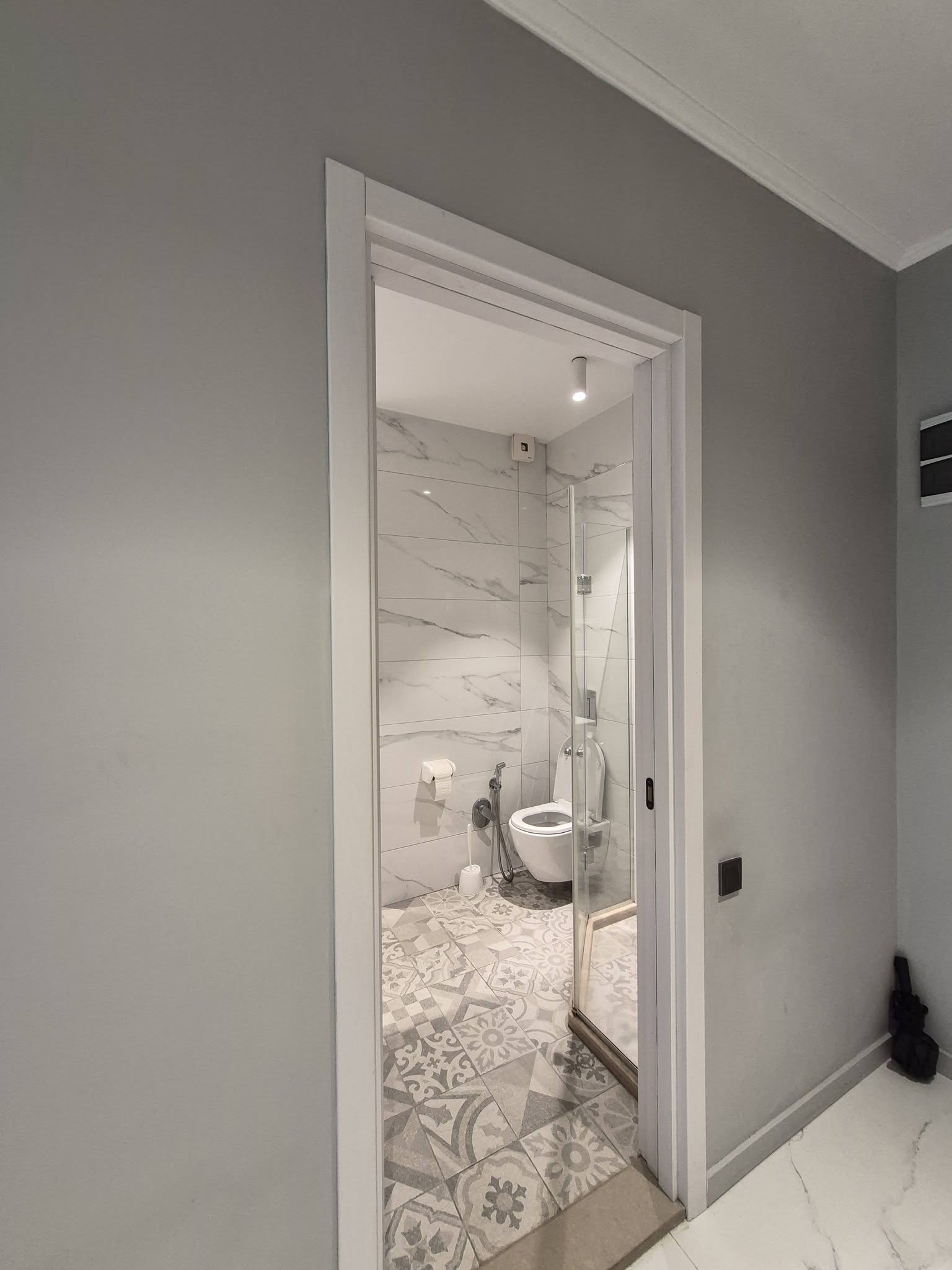 Studio for sale in Black Sea Towers
