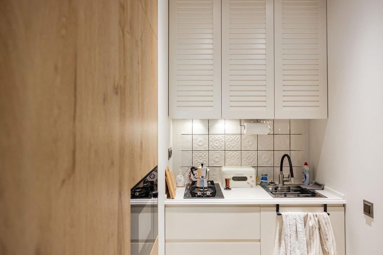 Three room apartment in Black Sea Towers